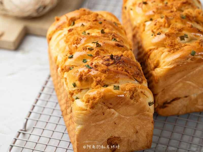 How to make pure milk hand-torn toast: Step 1