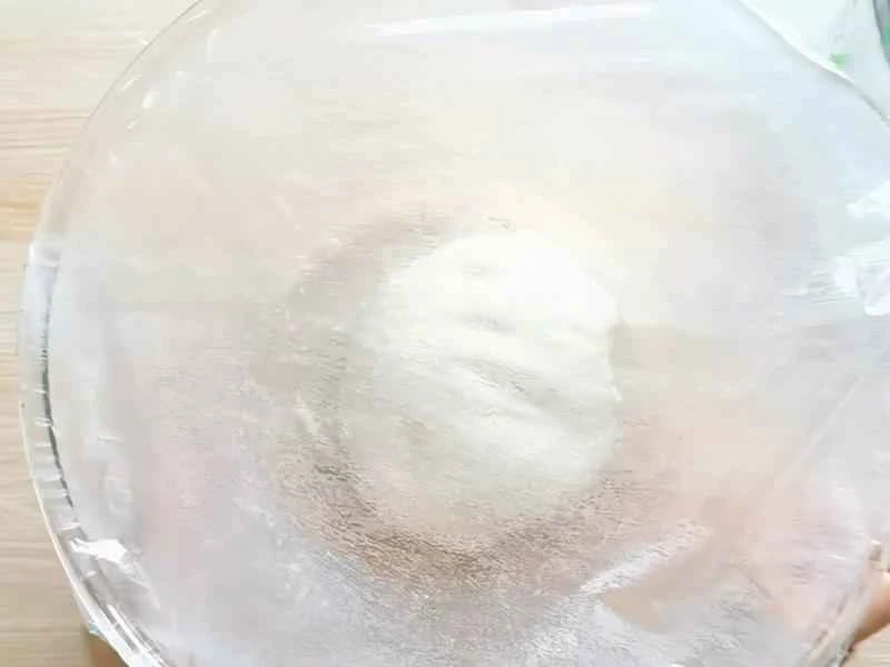 How to make pure milk hand-torn toast: Step 1