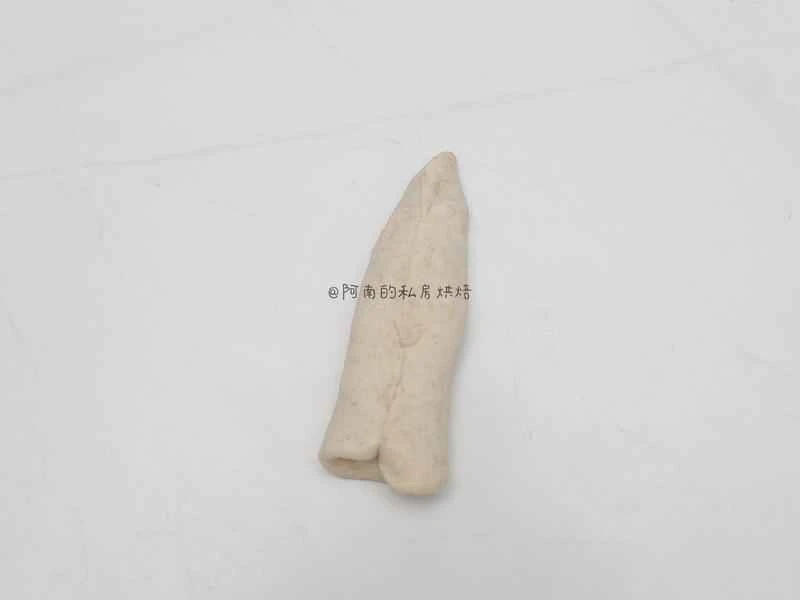 How to make pure milk hand-torn toast: Step 1