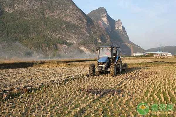 Does "agriculture, forestry, animal husbandry and fishery" refer to farmers?