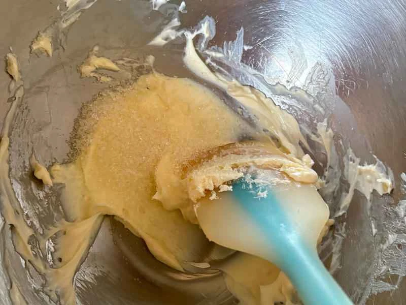 How to make pure milk hand-torn toast: Step 1