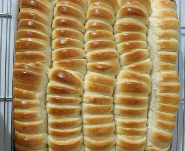 Milk-based jam-filled bread recipe