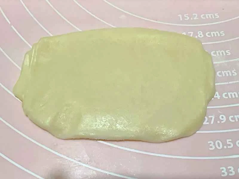 How to make pure milk hand-torn toast: Step 1