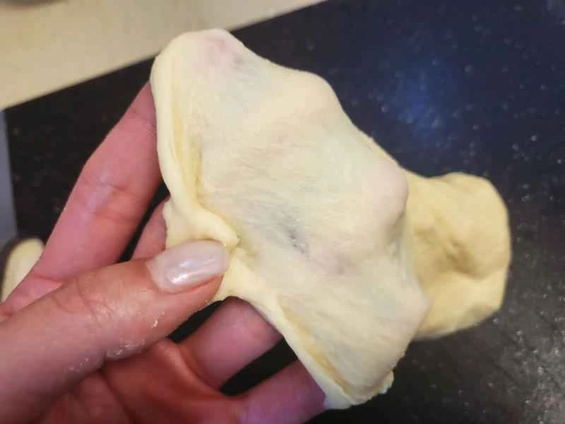 How to make pure milk hand-torn toast: Step 1