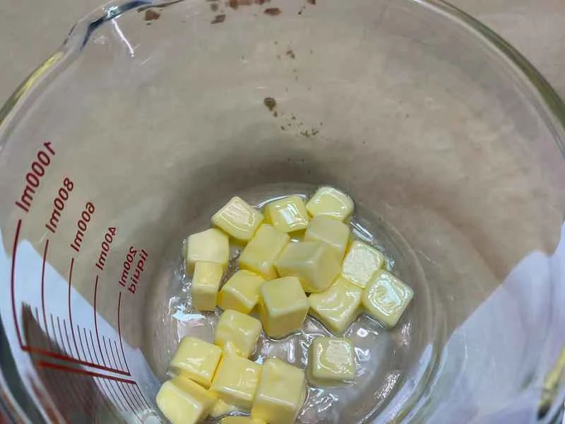 How to make pure milk hand-torn toast: Step 1