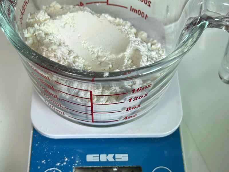 How to make pure milk hand-torn toast: Step 1