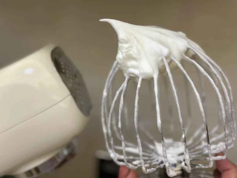 How to make pure milk hand-torn toast: Step 1