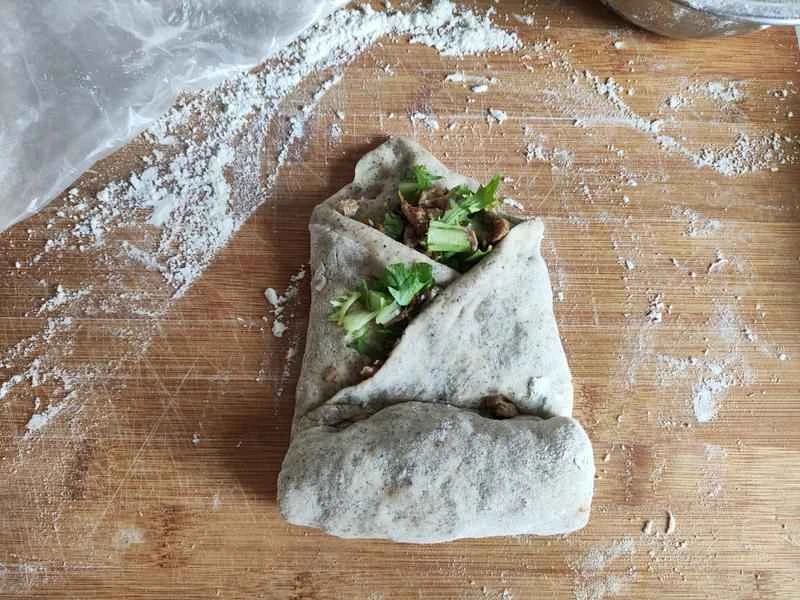 How to make pure milk hand-torn toast: Step 1