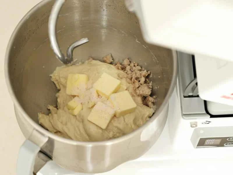 How to make pure milk hand-torn toast: Step 1