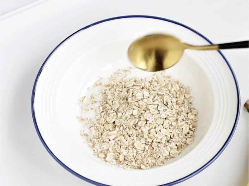 How to make pure milk hand-torn toast: Step 1