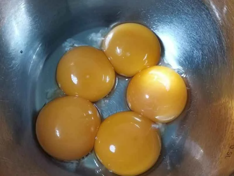 How to make pure milk hand-torn toast: Step 1