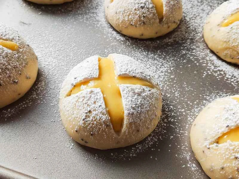 How to make pure milk hand-torn toast: Step 1