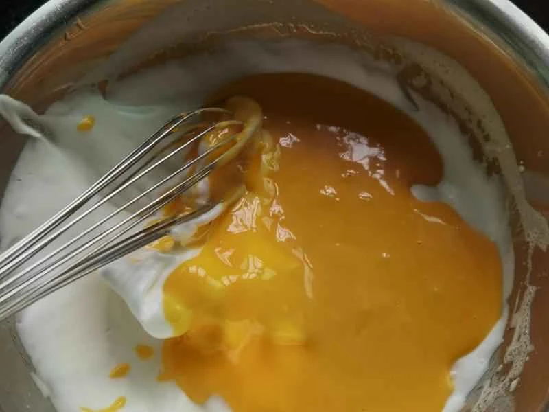 How to make pure milk hand-torn toast: Step 1