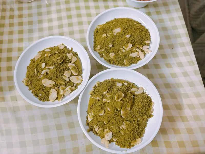 How to make pure milk hand-torn toast: Step 1