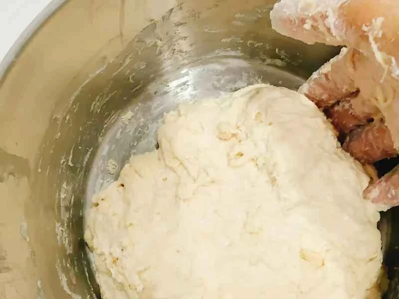 How to make pure milk hand-torn toast: Step 1