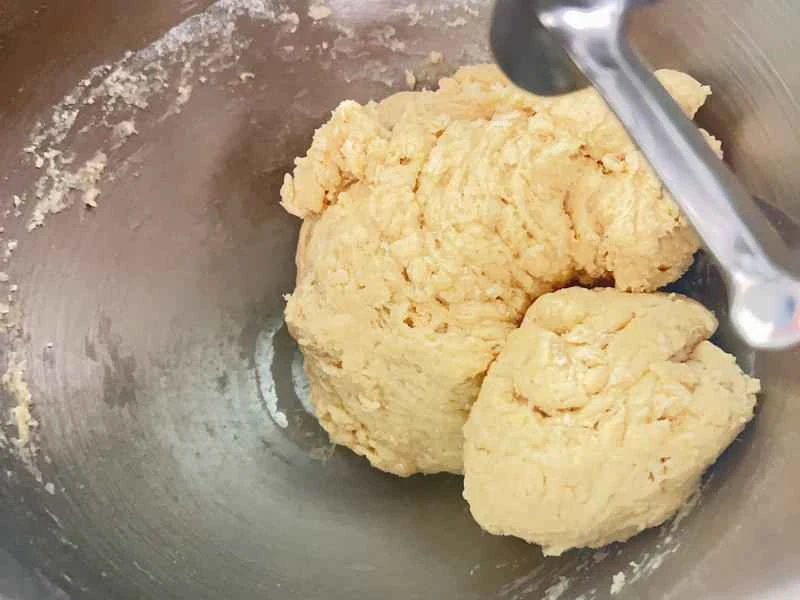 How to make pure milk hand-torn toast: Step 1