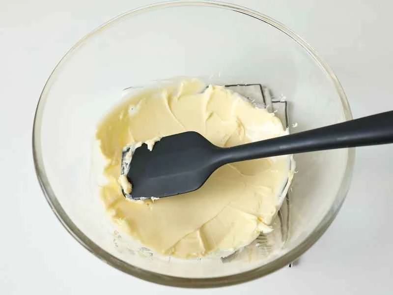 How to make pure milk hand-torn toast: Step 1