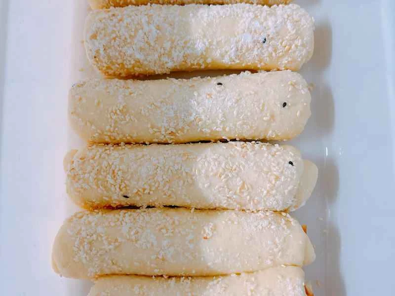 How to make pure milk hand-torn toast: Step 1