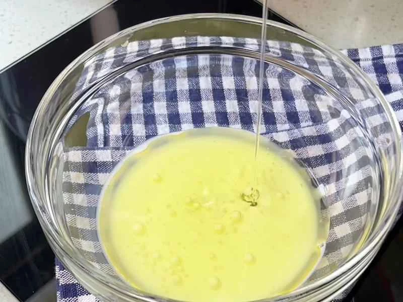 How to make pure milk hand-torn toast: Step 1