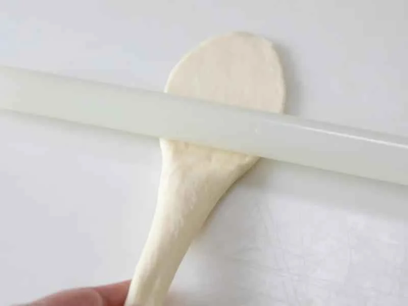 How to make pure milk hand-torn toast: Step 1