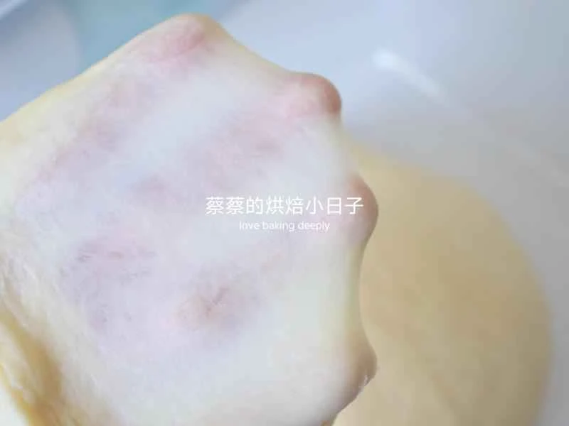 How to make pure milk hand-torn toast: Step 1