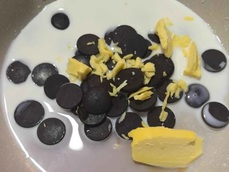 How to make pure milk hand-torn toast: Step 1