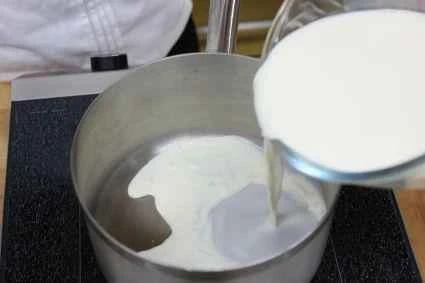 How to make pure milk hand-torn toast: Step 1