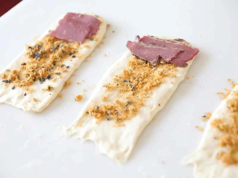 How to make pure milk hand-torn toast: Step 1