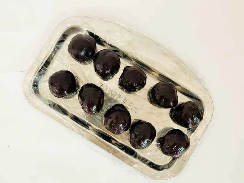 How to make pure milk hand-torn toast: Step 1