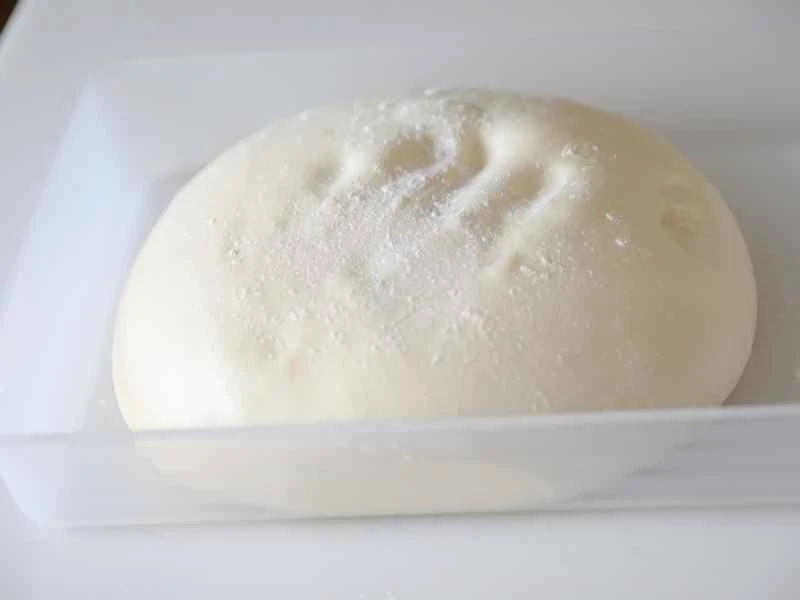 How to make pure milk hand-torn toast: Step 1