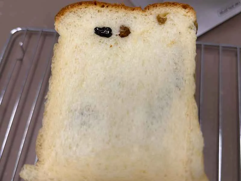 How to make pure milk hand-torn toast: Step 1