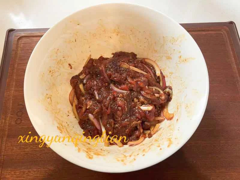 How to make pure milk hand-torn toast: Step 1