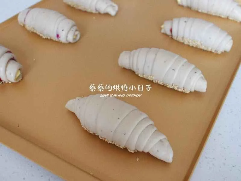 How to make pure milk hand-torn toast: Step 1