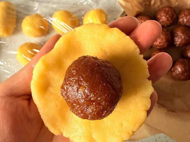 How to make pure milk hand-torn toast: Step 1