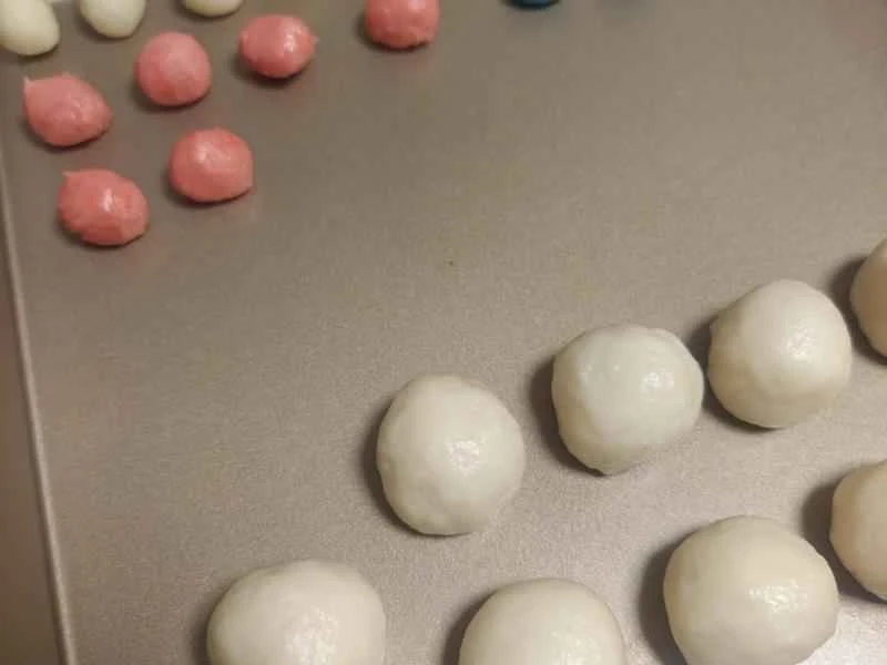 How to make pure milk hand-torn toast: Step 1