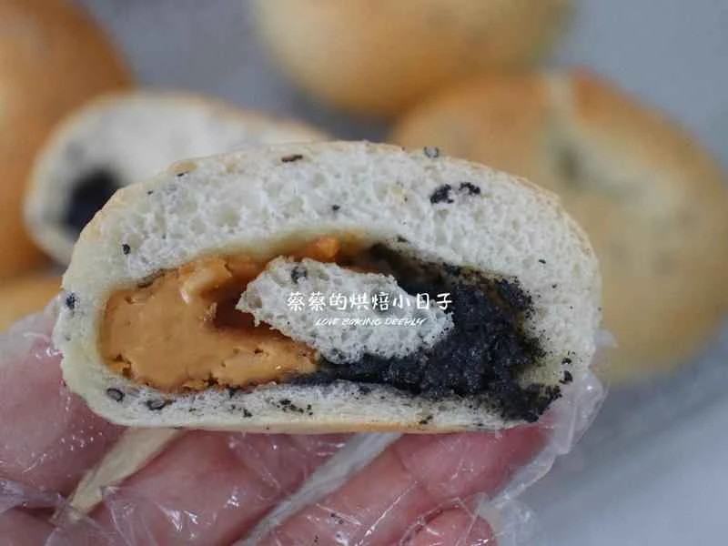 How to make pure milk hand-torn toast: Step 1