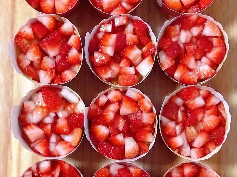 How to make pure milk hand-torn toast: Step 1