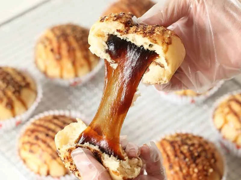 How to make pure milk hand-torn toast: Step 1