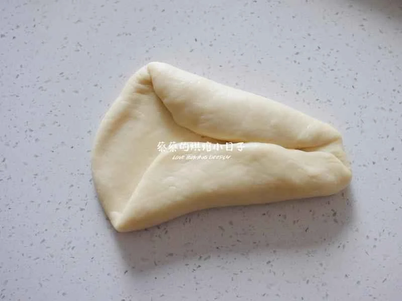 How to make pure milk hand-torn toast: Step 1