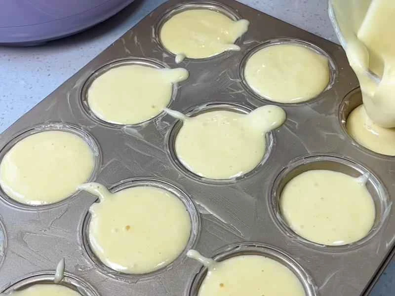 How to make pure milk hand-torn toast: Step 1