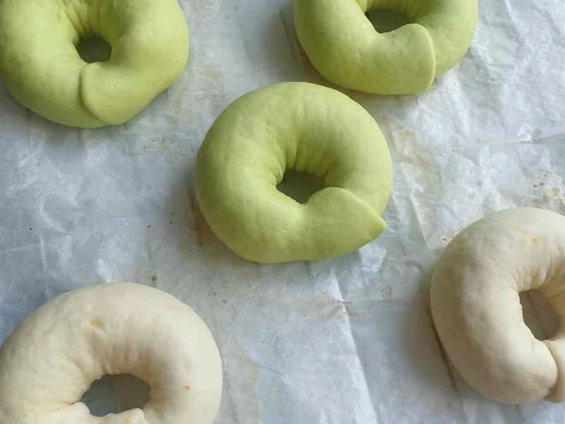 How to make pure milk hand-torn toast: Step 1