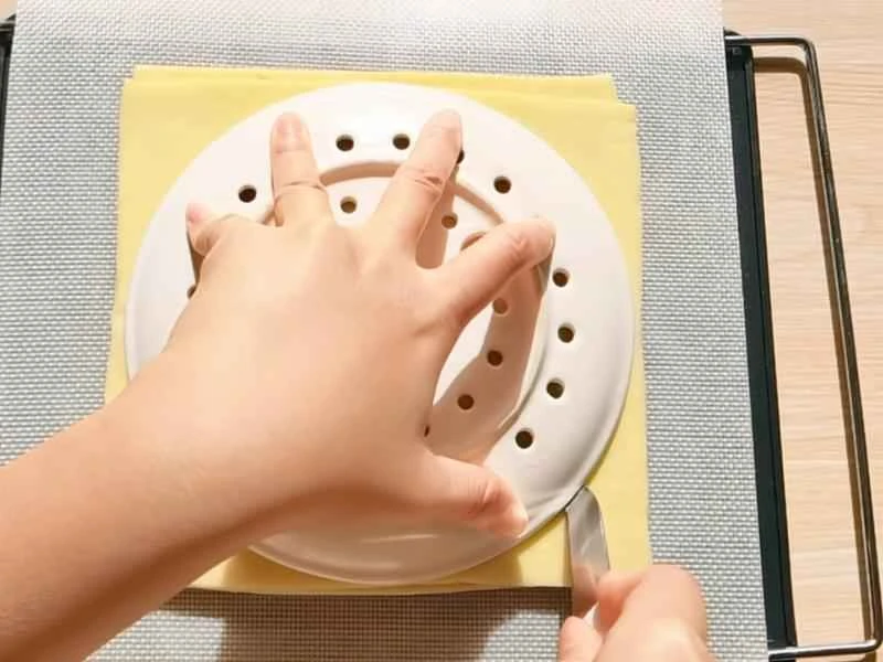 How to make pure milk hand-torn toast: Step 1