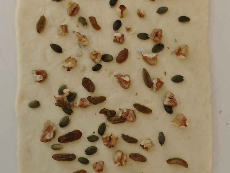 How to make pure milk hand-torn toast: Step 1