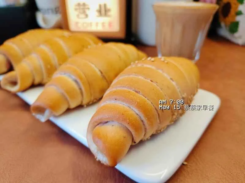 How to make pure milk hand-torn toast: Step 1