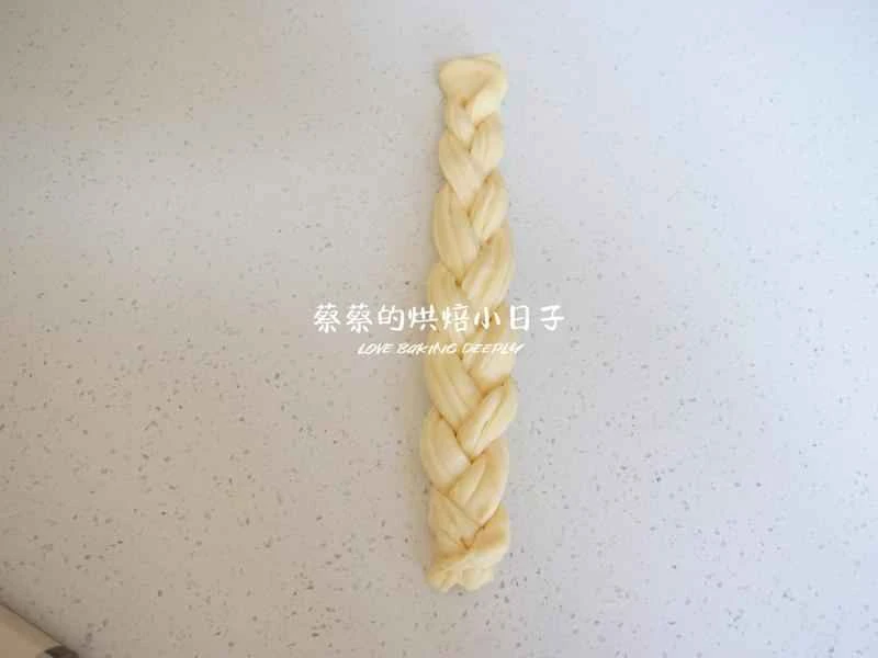 How to make pure milk hand-torn toast: Step 1