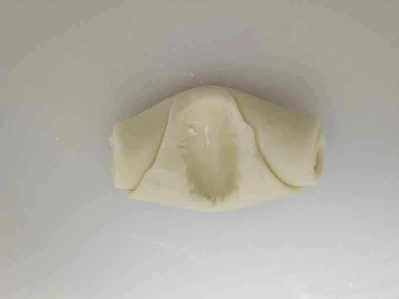 How to make pure milk hand-torn toast: Step 1