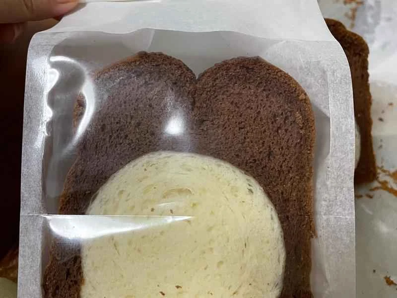 How to make pure milk hand-torn toast: Step 1