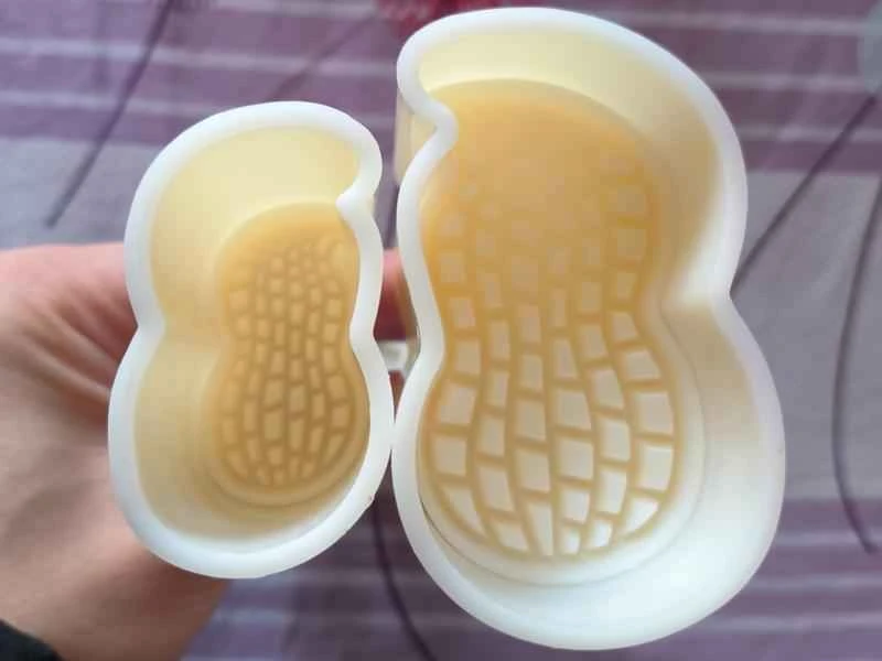 How to make pure milk hand-torn toast: Step 1