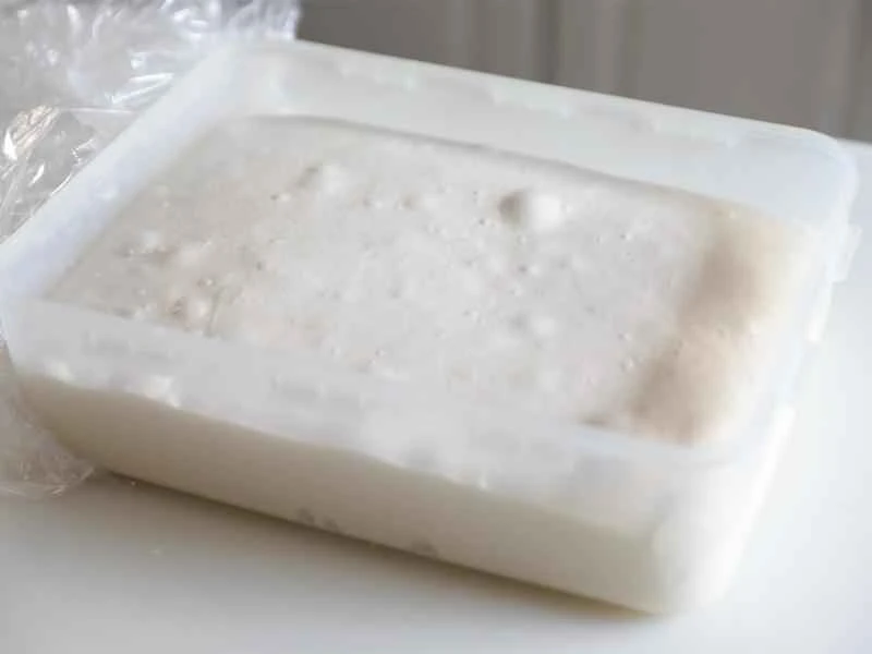 How to make pure milk hand-torn toast: Step 1