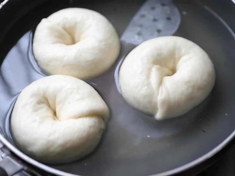 How to make pure milk hand-torn toast: Step 1